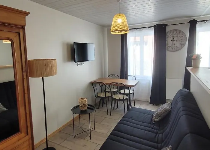 La P\'Tite Maison